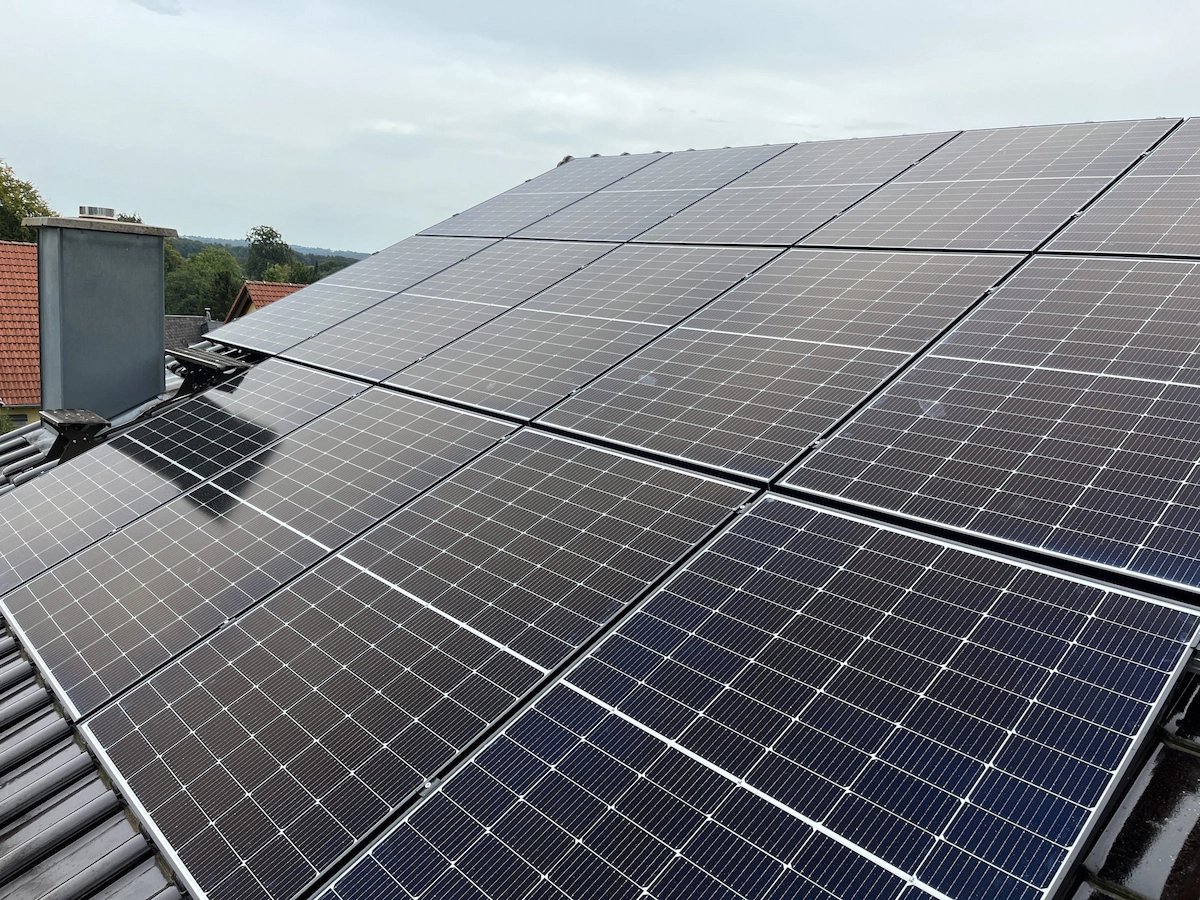 Foto von fertigem Dach von Bergisch Solar in Witzhelden